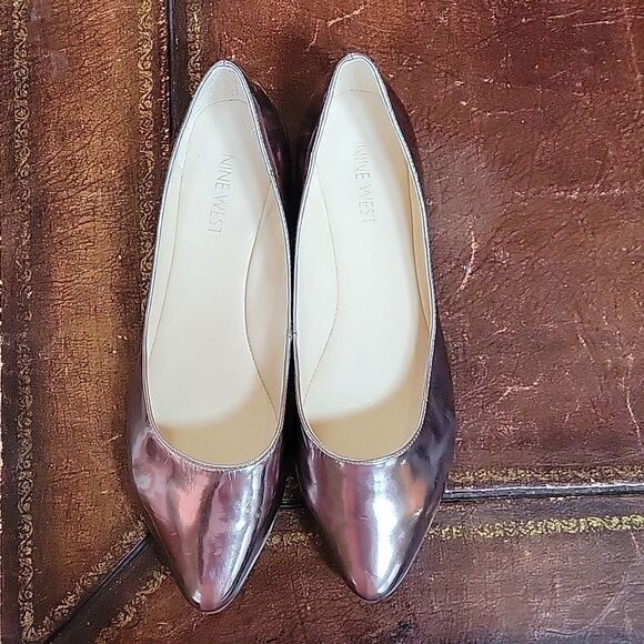 NINE WEST POINTED ROSE GOLD METALLIC SLIP-ON WOMEN"S FLAT SHOE - Picture 5 of 15